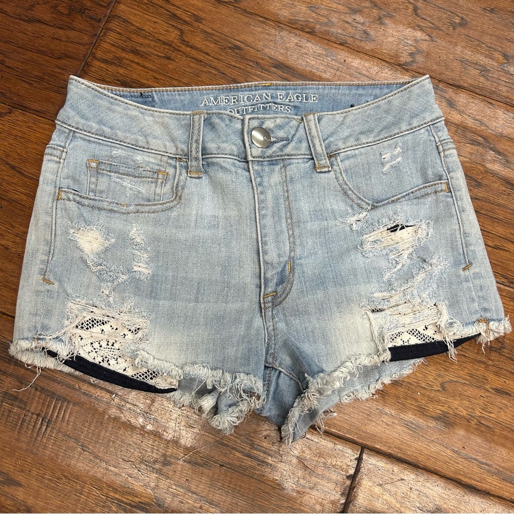 American Eagle Outfitters Light Wash Distressed Jean Shorts‎